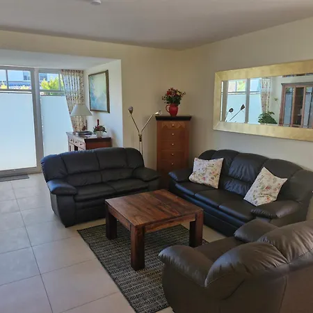 Strandrose - 300m Zum 青斯特