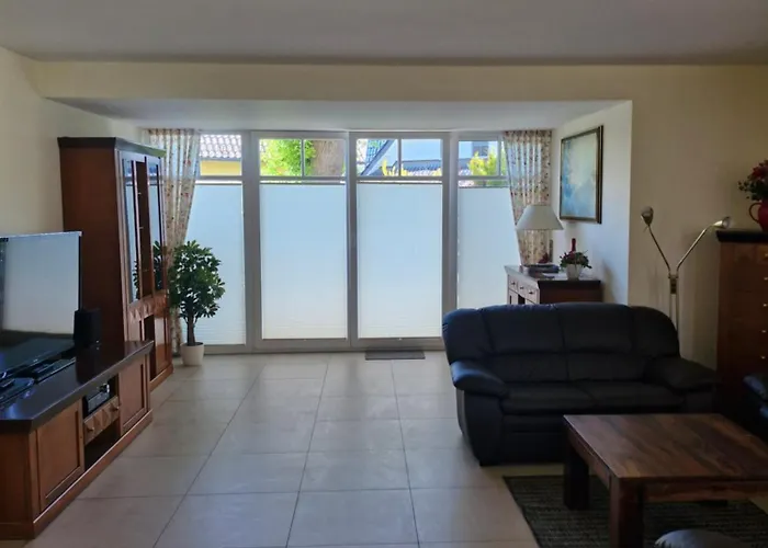 Strandrose - 300m Zum * ツィングシュト